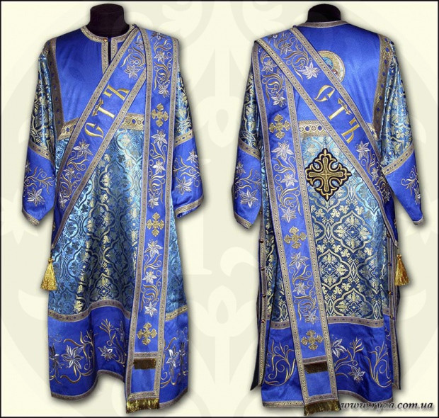 Priestly deacon's 002D